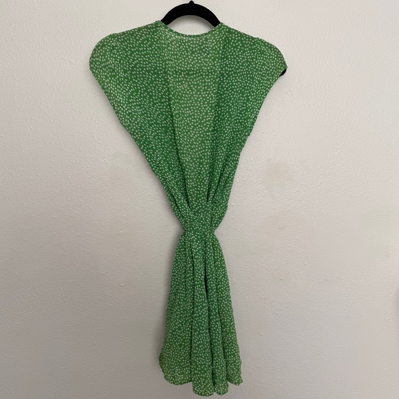 Reformation Ports Dress in Santa Fe - Picture 6 of 9